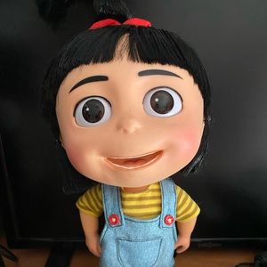 Despicable me animatronic talking Agnus